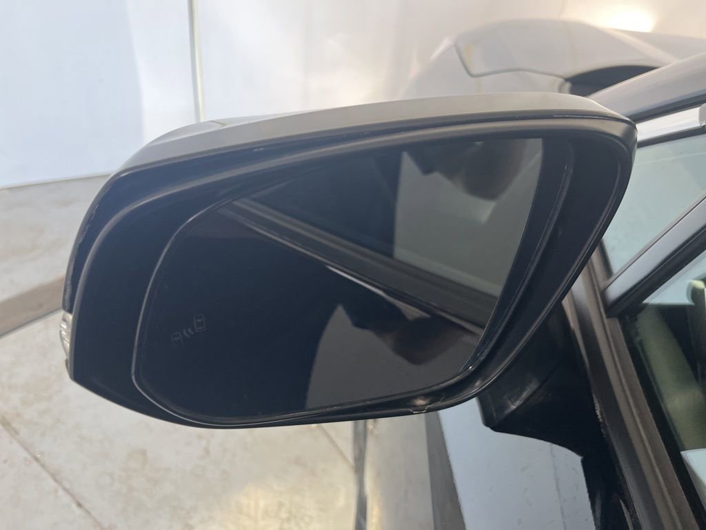 Used 2023 Toyota RAV4 SE w/ Weather & Moonroof Package image 40