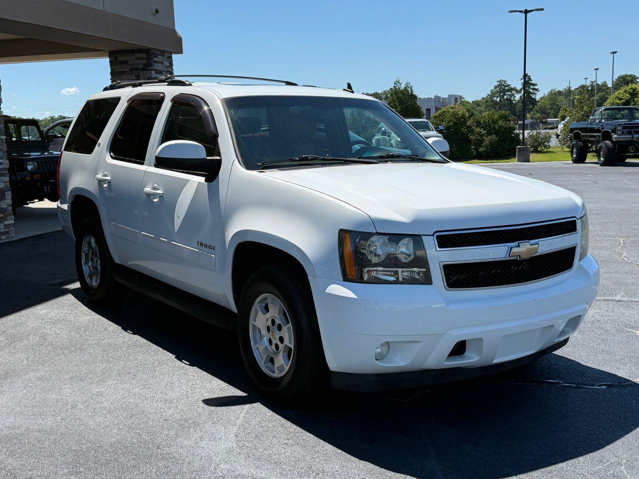 Used 2010 Chevrolet Tahoe LT w/ Luxury Package RWD image 5