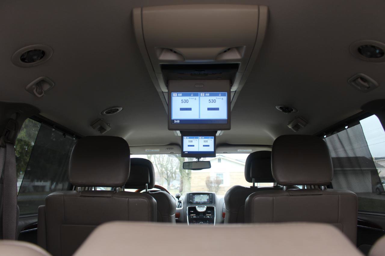Used 2013 Chrysler Town & Country Limited w/ Trailer Tow Group FWD image 47