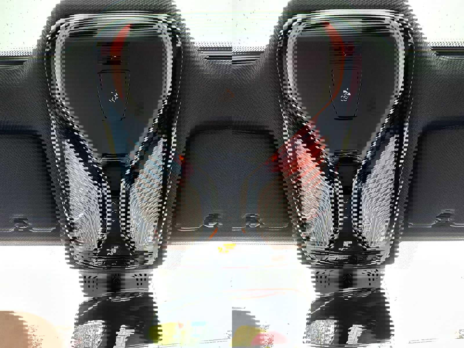 Used 2025 BMW M850i xDrive image 36