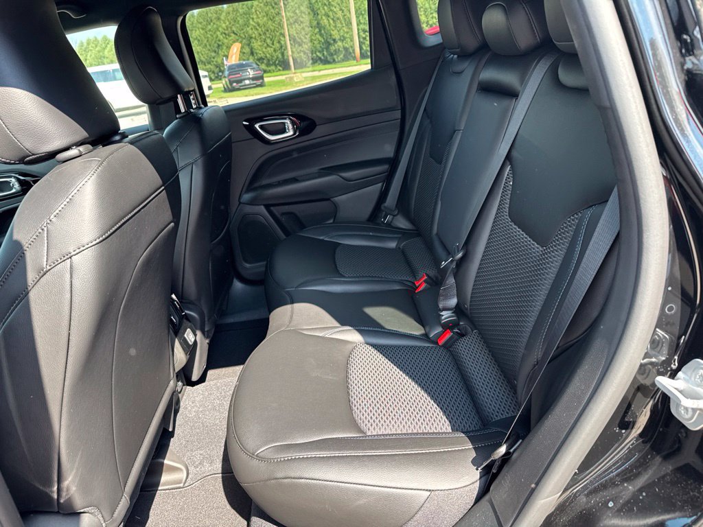 New 2026 Jeep Compass Latitude AWD/4WD image 19