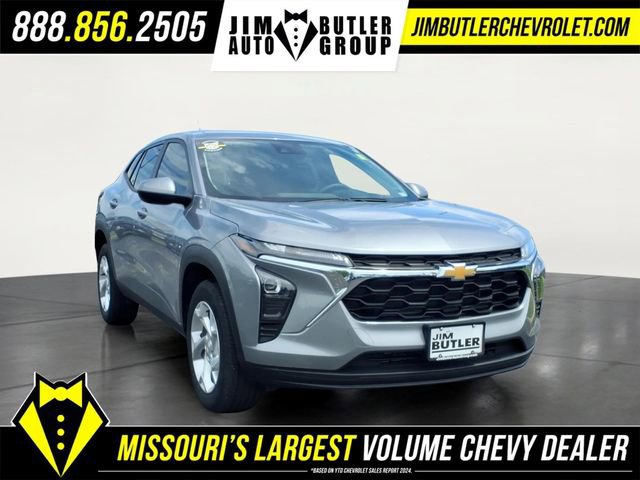 Used 2025 Chevrolet Trax LS w/ LS Convenience Package FWD image 24