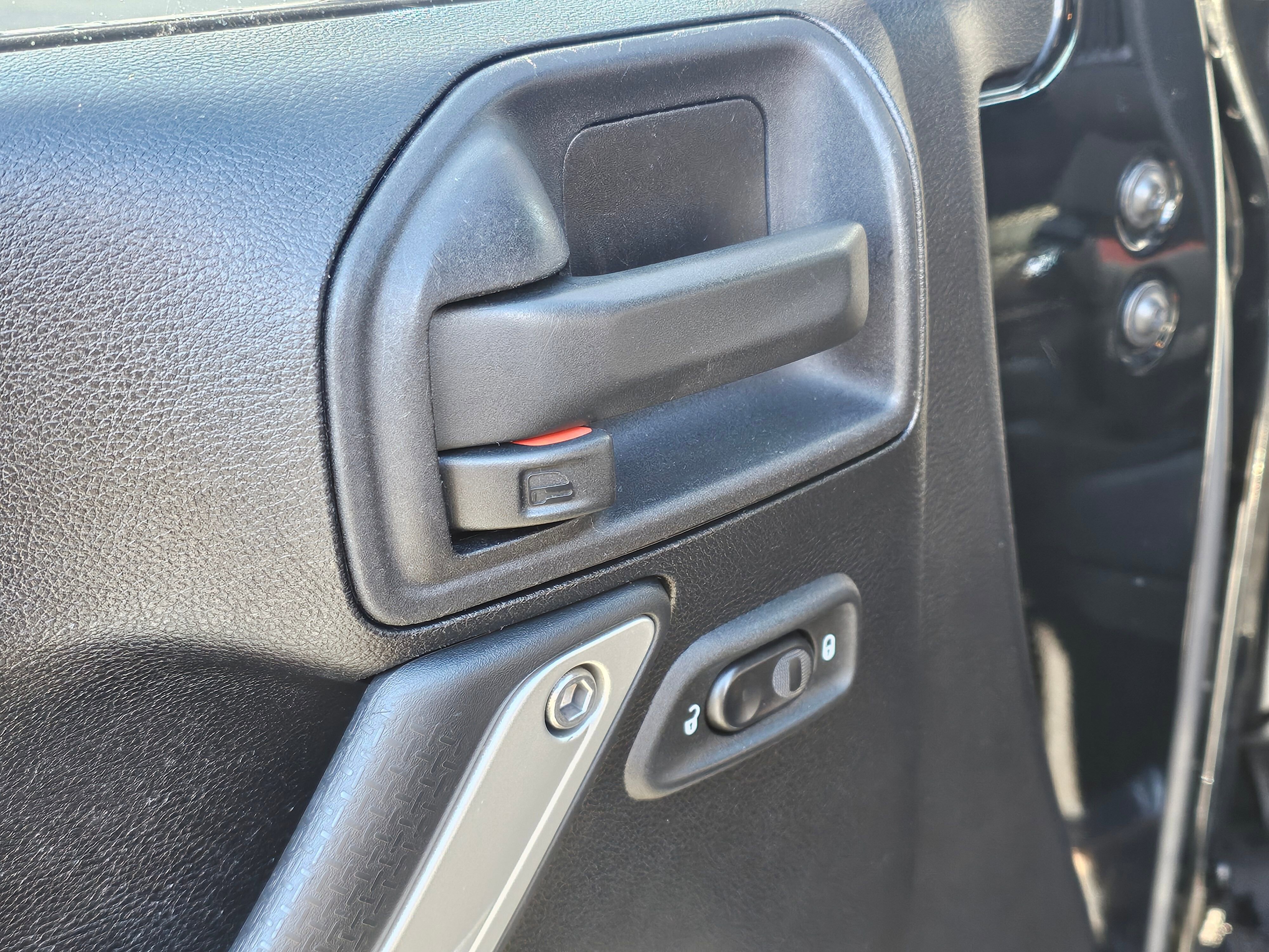Used 2011 Jeep Wrangler Sahara w/ Dual Top Group AWD/4WD image 20
