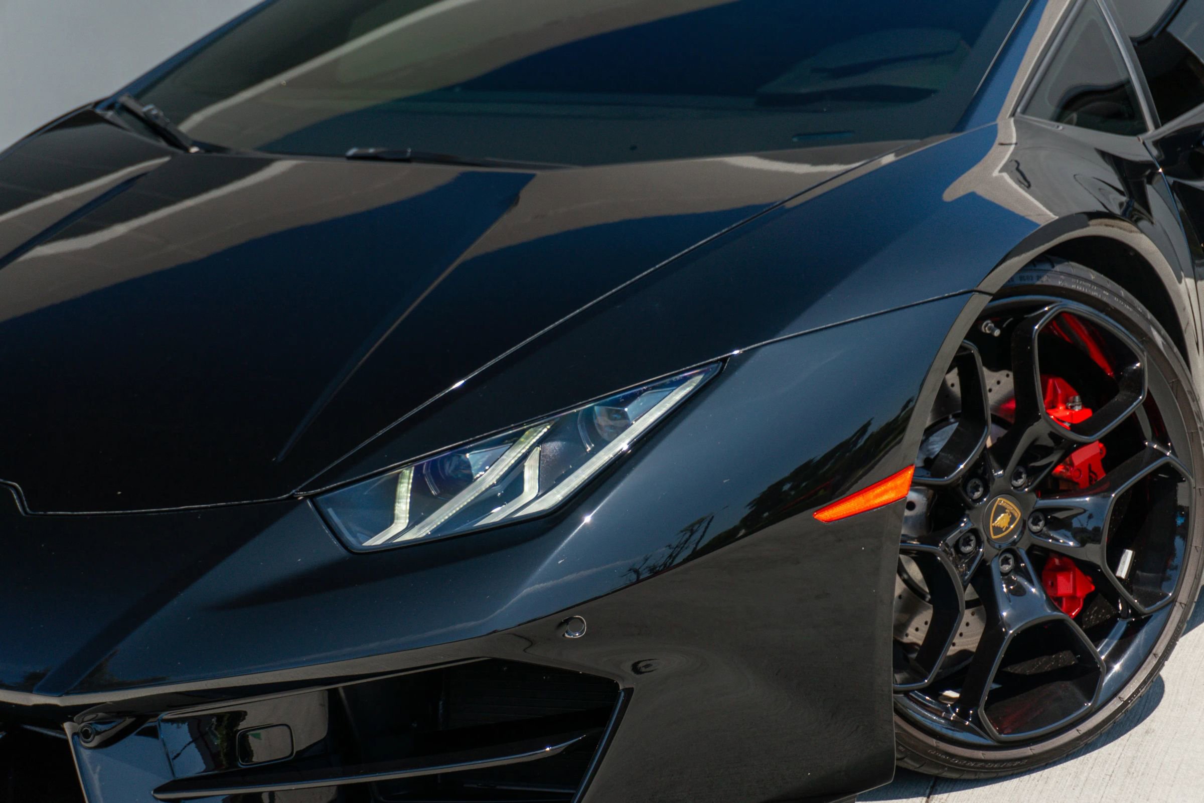 Used 2019 Lamborghini Huracan LP 580-2 image 21