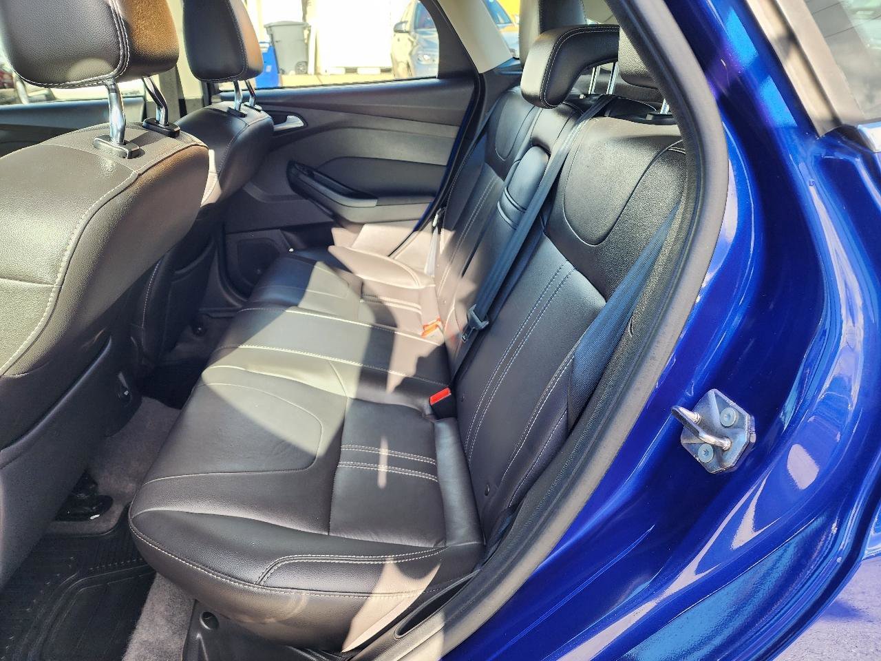 Used 2012 Ford Focus Titanium image 22