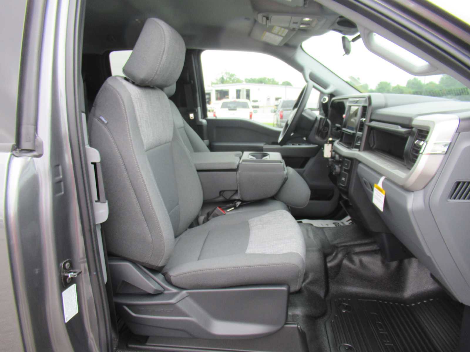 New 2026 Ford F350 XLT image 11