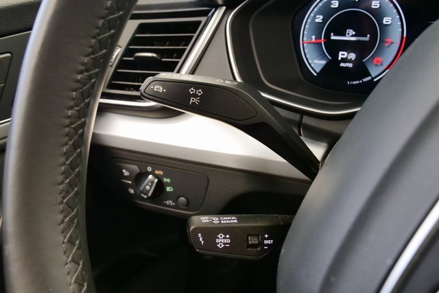 Used 2025 Audi Q5 2.0T Premium image 27