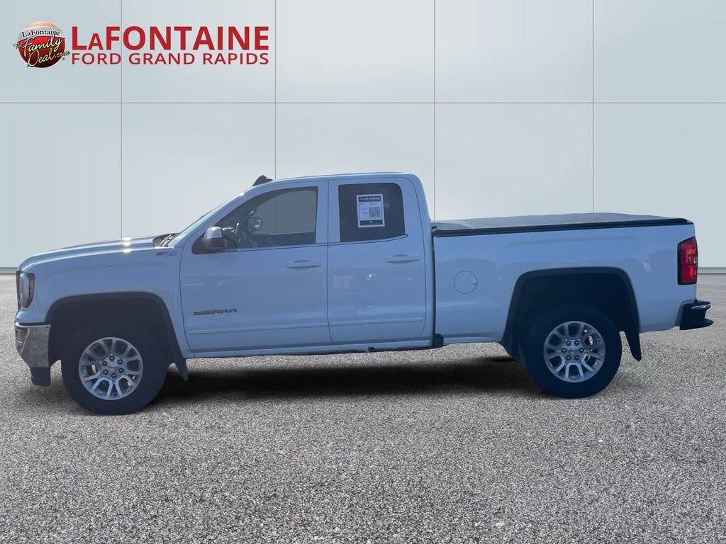 Used 2017 GMC Sierra 1500 SLE w/ SLE Value Package image 4