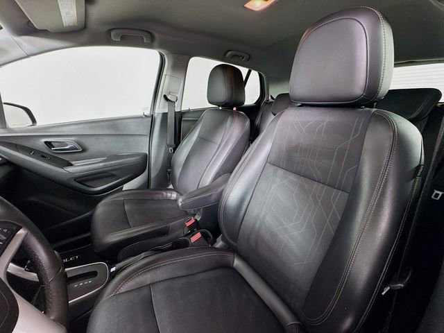Used 2018 Chevrolet Trax LT w/ Driver Confidence Package image 11