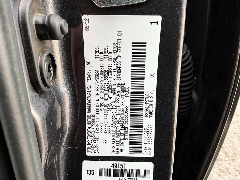 Used 2012 Toyota Tundra Limited w/ Platinum Pkg image 38