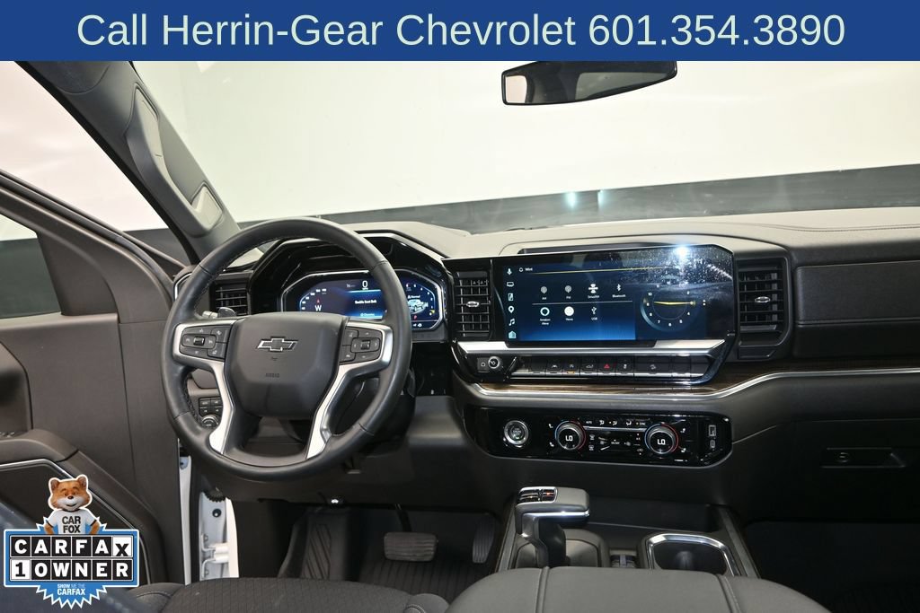 Used 2023 Chevrolet Silverado 1500 RST AWD/4WD image 14