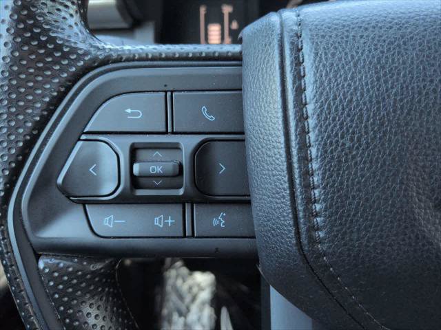 Certified 2024 Toyota Tacoma SR AWD/4WD image 22