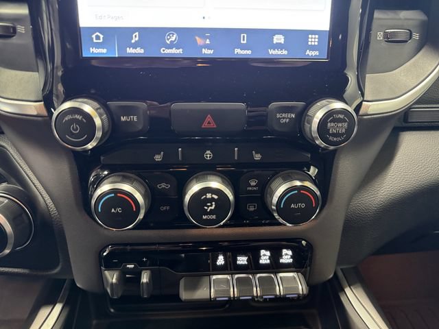 Used 2022 RAM 1500 Big Horn AWD/4WD image 3
