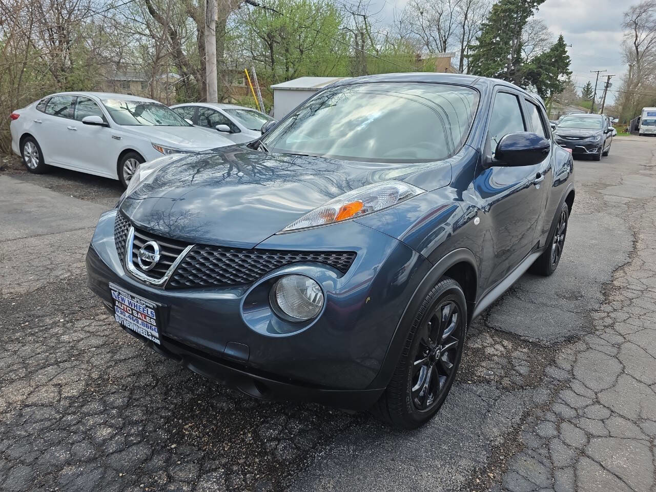 Used 2013 Nissan Juke SV w/ Midnight Edition image 1
