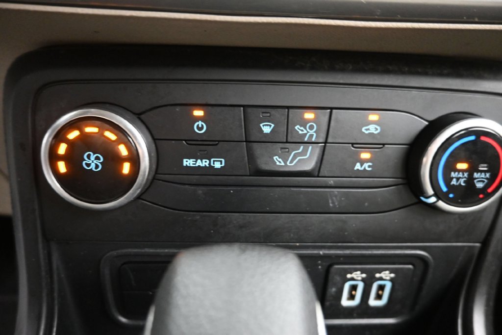 Used 2021 Ford EcoSport S AWD/4WD image 19