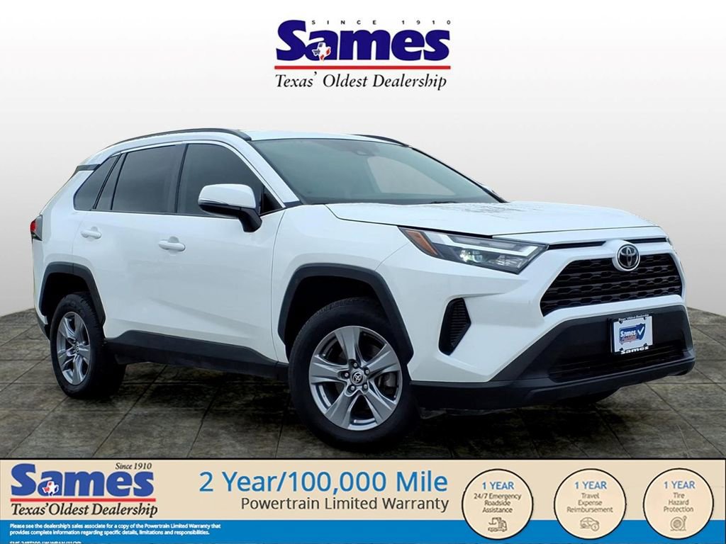 Used 2022 Toyota RAV4 XLE FWD image 1