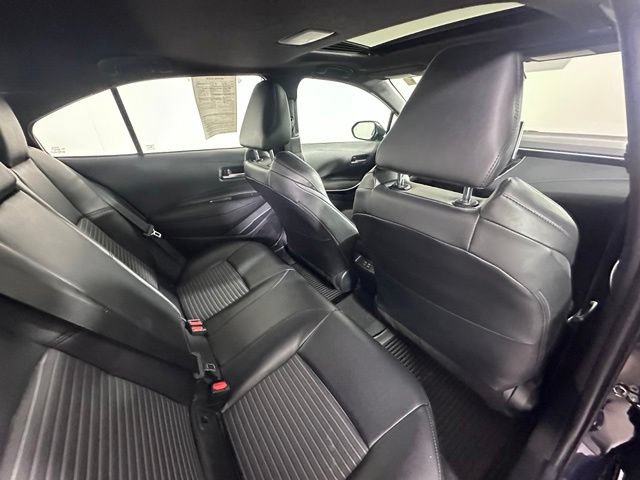 Used 2025 Toyota Corolla XSE FWD image 12
