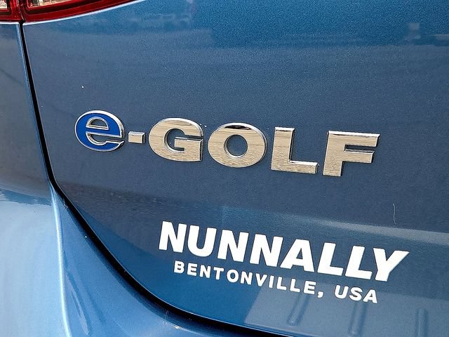 Used 2016 Volkswagen e-Golf SE w/ DC Fast Charging Package FWD image 12