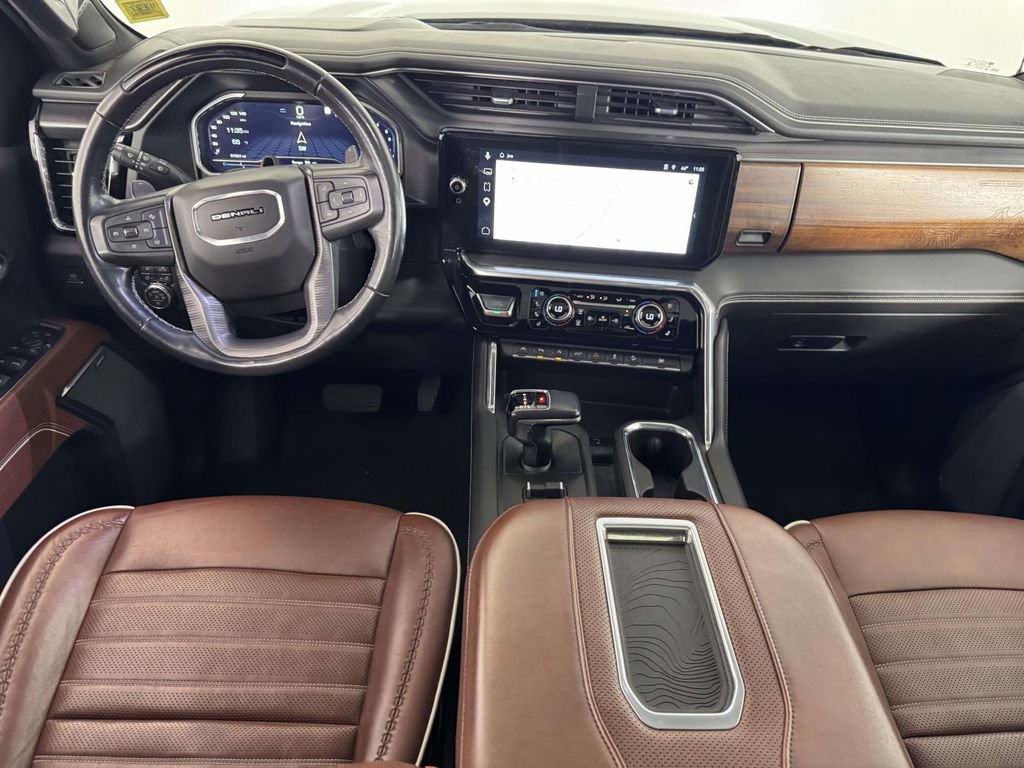Used 2022 GMC Sierra 1500 Denali Ultimate AWD/4WD image 5
