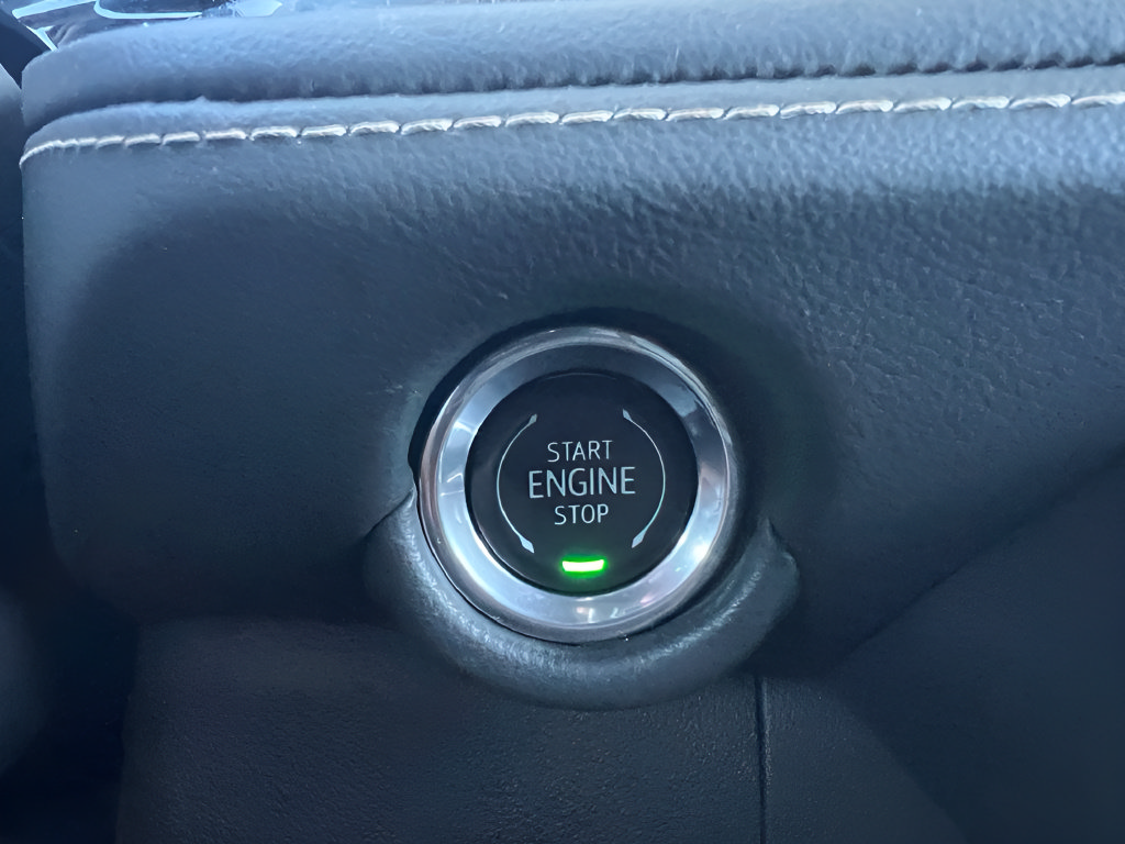 Used 2025 Chevrolet Tahoe Premier RWD image 24