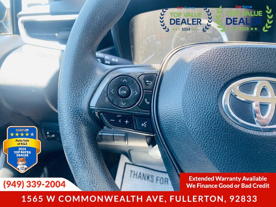 Used 2021 Toyota Corolla LE image 31
