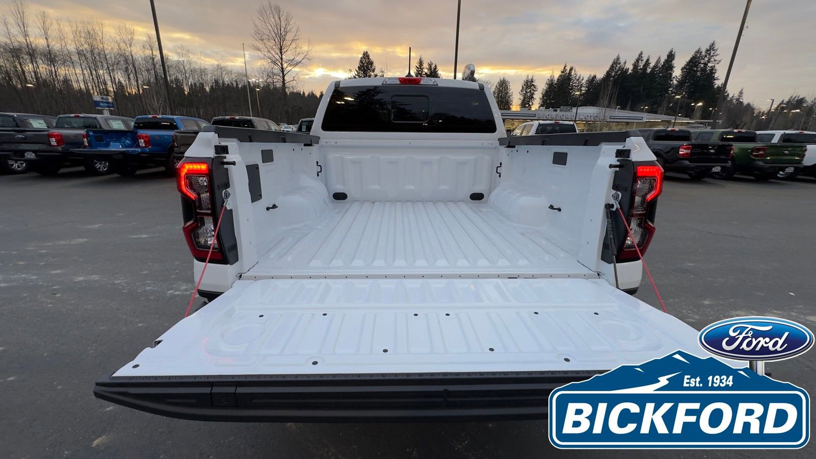 New 2025 Ford Ranger XLT w/ FX4 Off-Road Package AWD/4WD image 7
