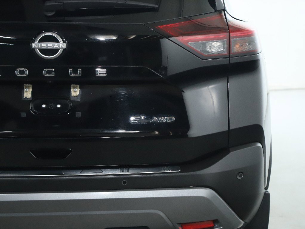 Used 2023 Nissan Rogue SL w/ SL Premium Package image 47