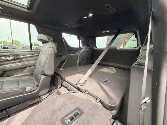 Used 2023 GMC Yukon Denali AWD/4WD image 12