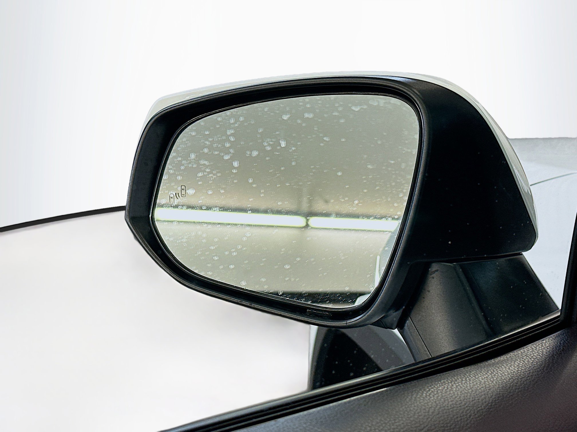 Used 2024 Toyota RAV4 XLE image 16