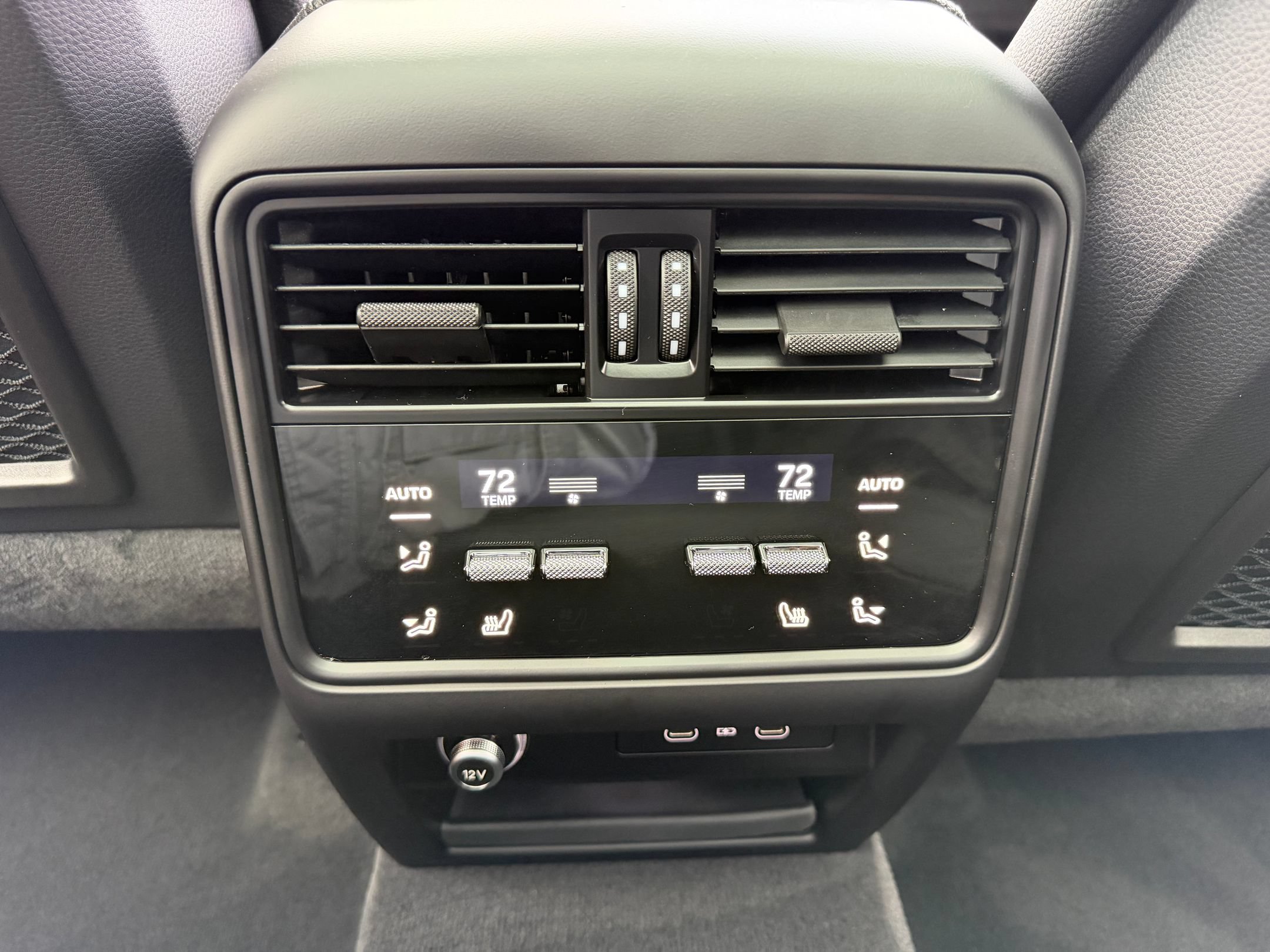 Certified 2026 Porsche Cayenne AWD/4WD image 27