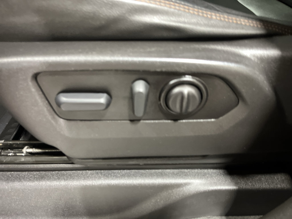Used 2021 GMC Sierra 1500 AT4 AWD/4WD image 31
