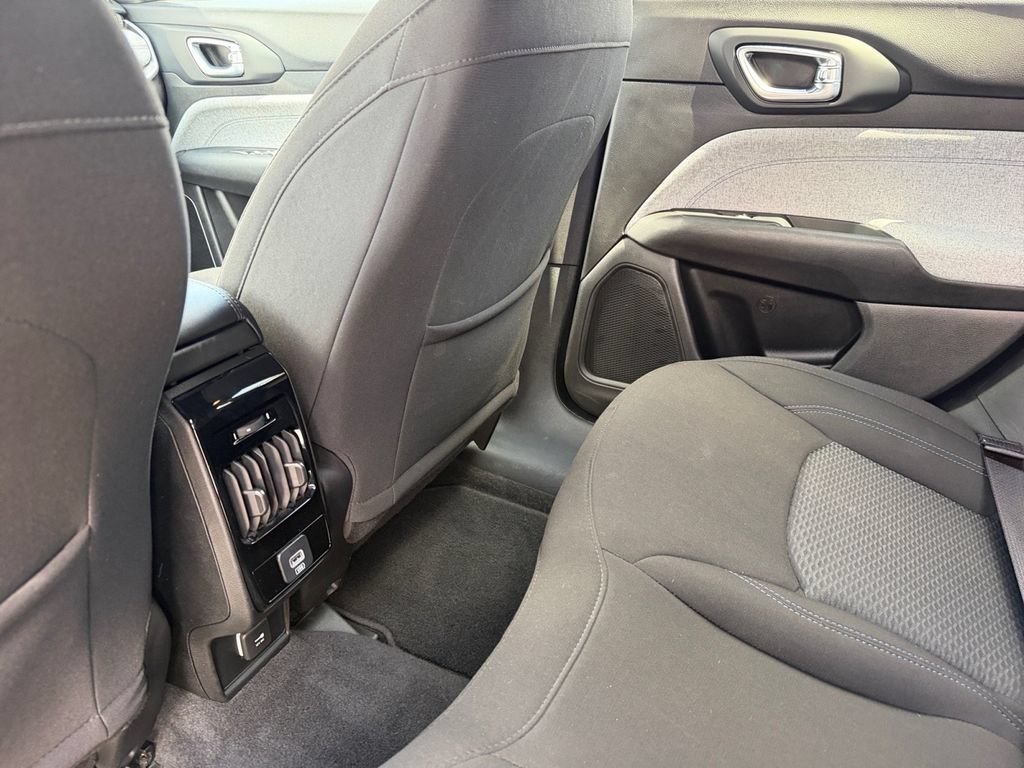 Used 2024 Jeep Compass Sport AWD/4WD image 15