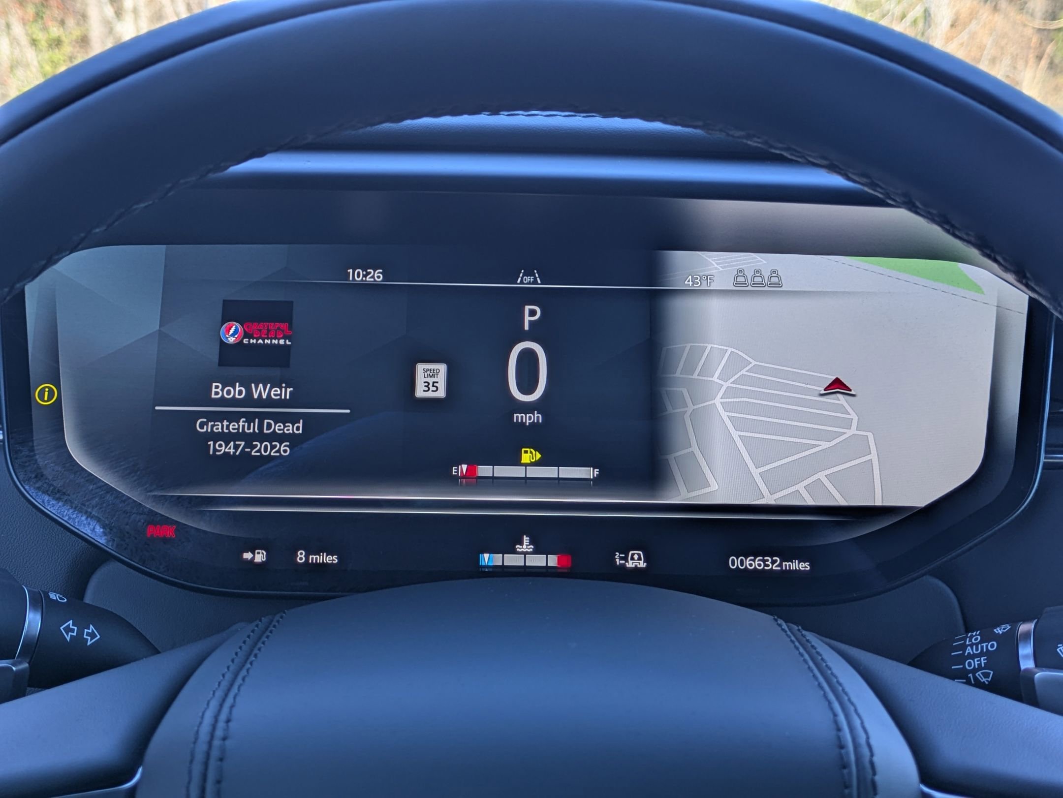 Used 2025 Land Rover Range Rover Sport SE image 10