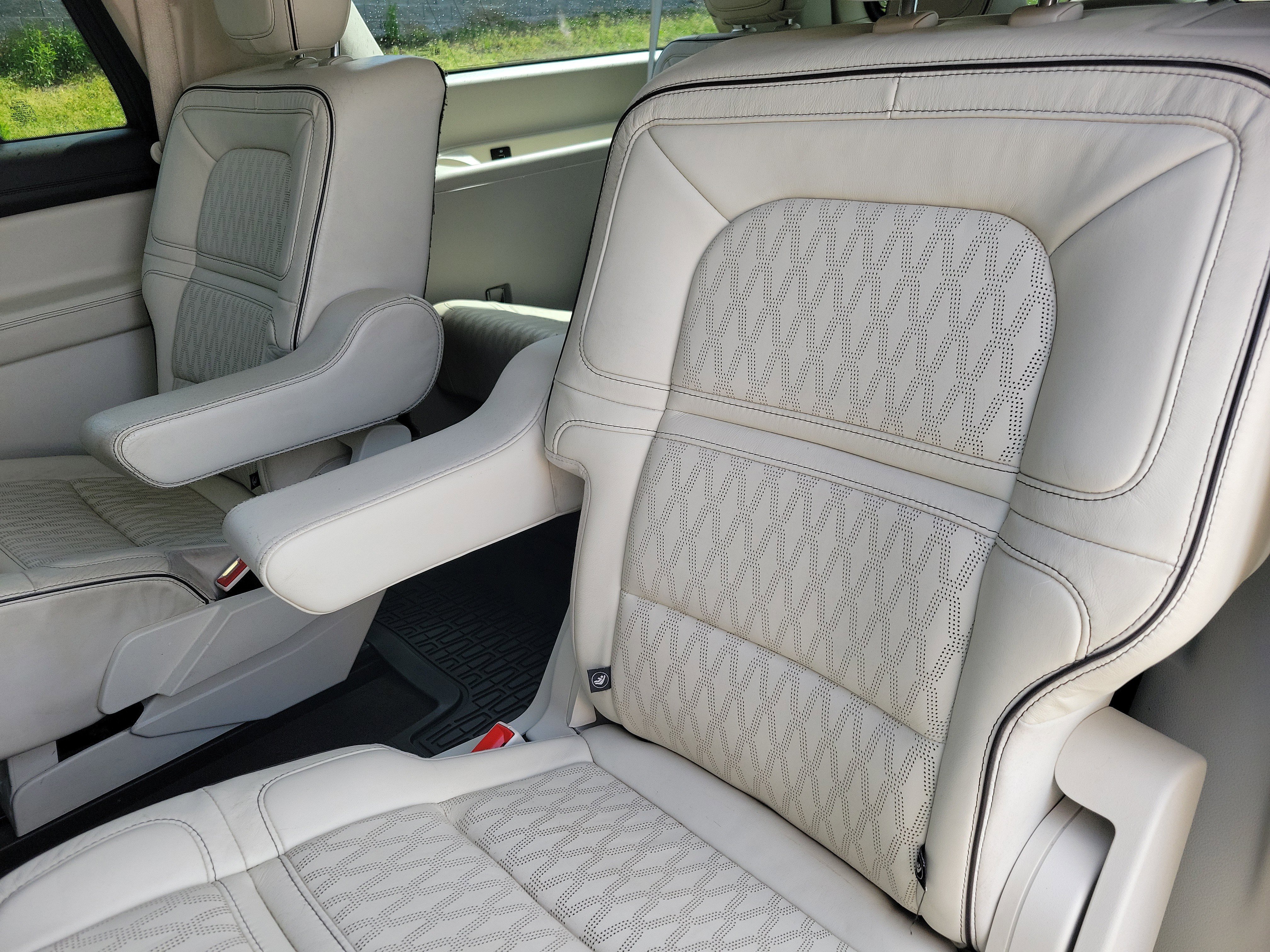 Used 2020 Lincoln Navigator L Black Label image 10