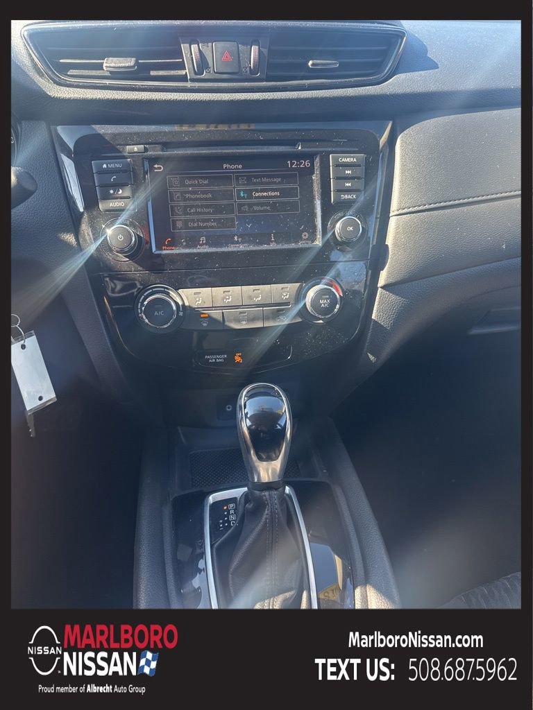 Certified 2018 Nissan Rogue S image 27