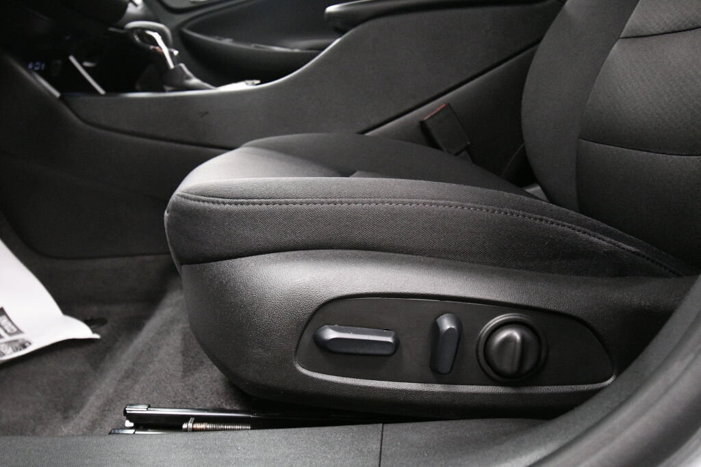 Used 2024 Chevrolet Malibu LT FWD image 10