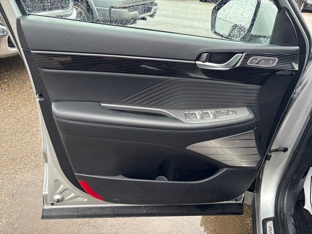 Used 2024 Hyundai Palisade Calligraphy image 7