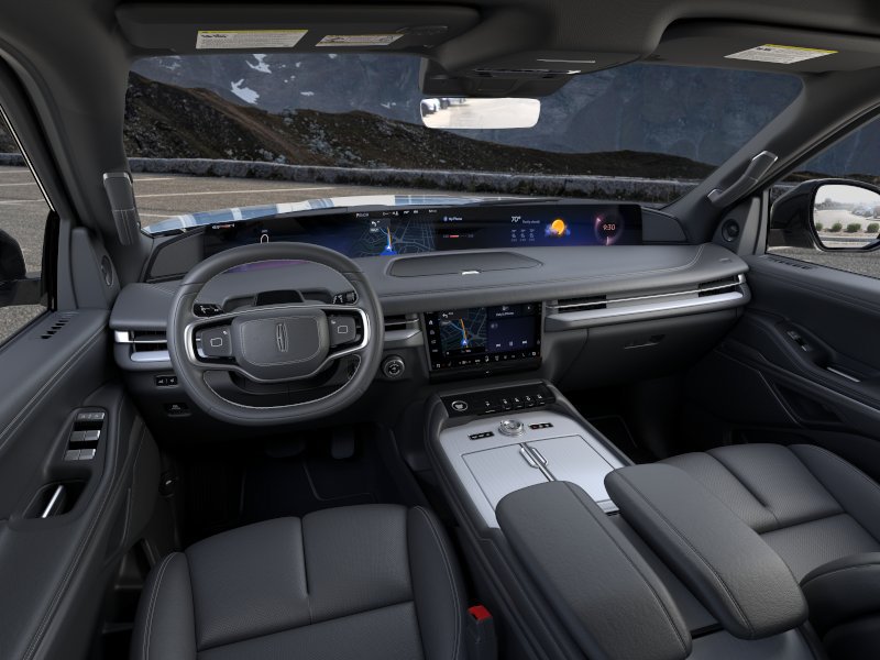 New 2026 Lincoln Navigator Reserve w/ Jet Appearance Package AWD/4WD image 9