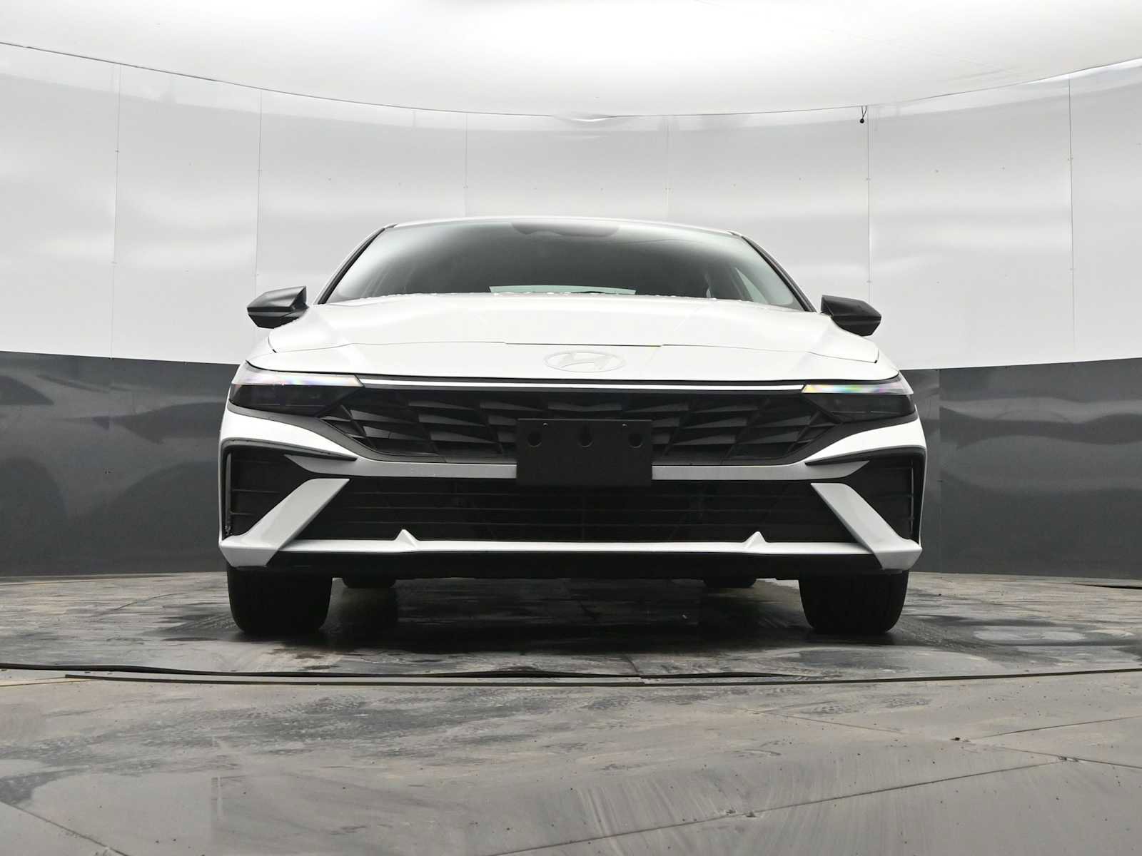 New 2026 Hyundai Elantra Sport image 33