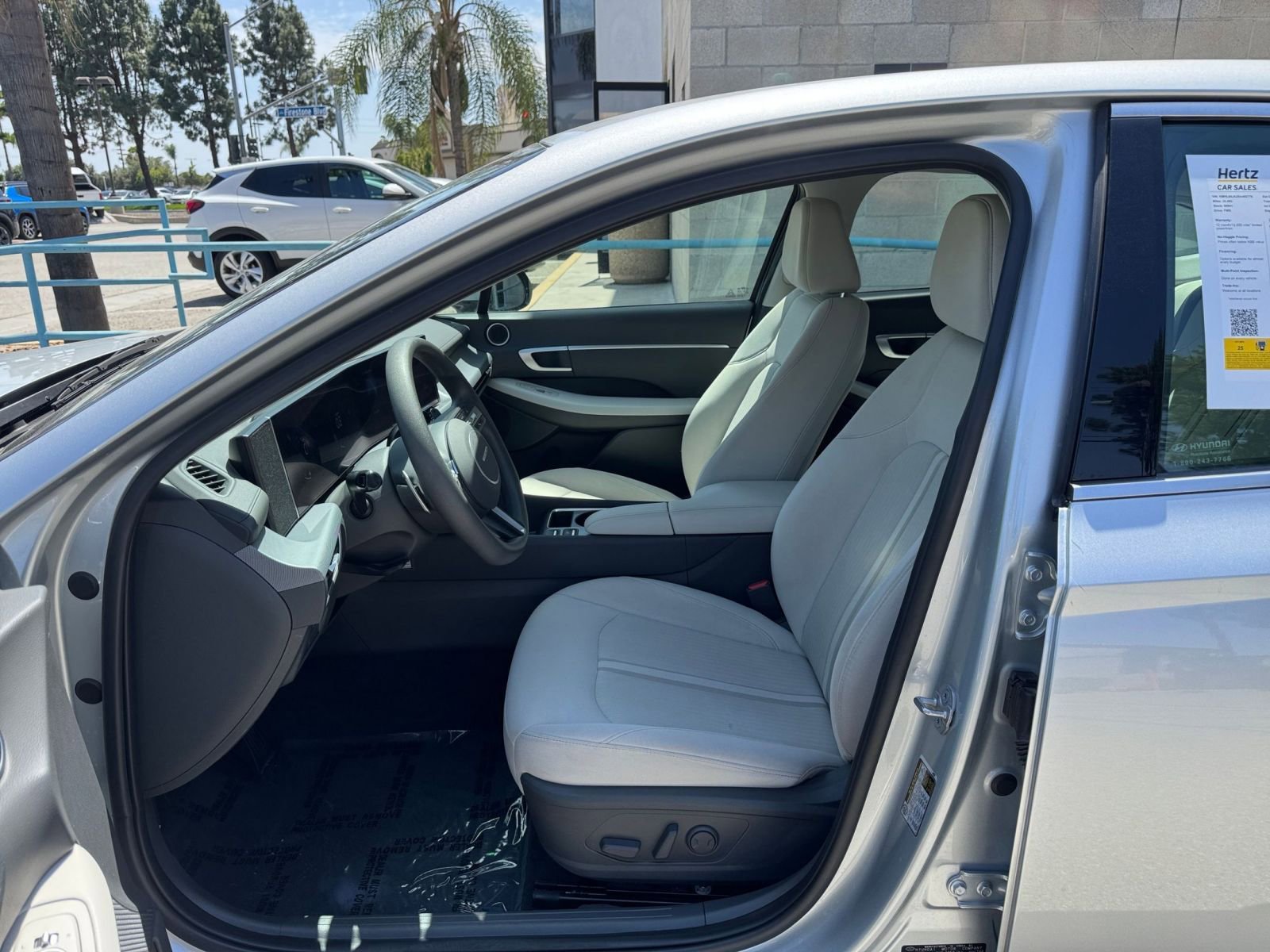 Used 2025 Hyundai Sonata SEL FWD image 28