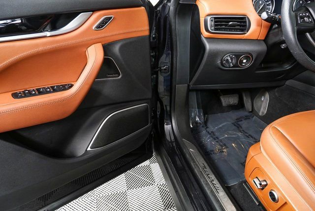 Used 2022 Maserati Levante GT image 9