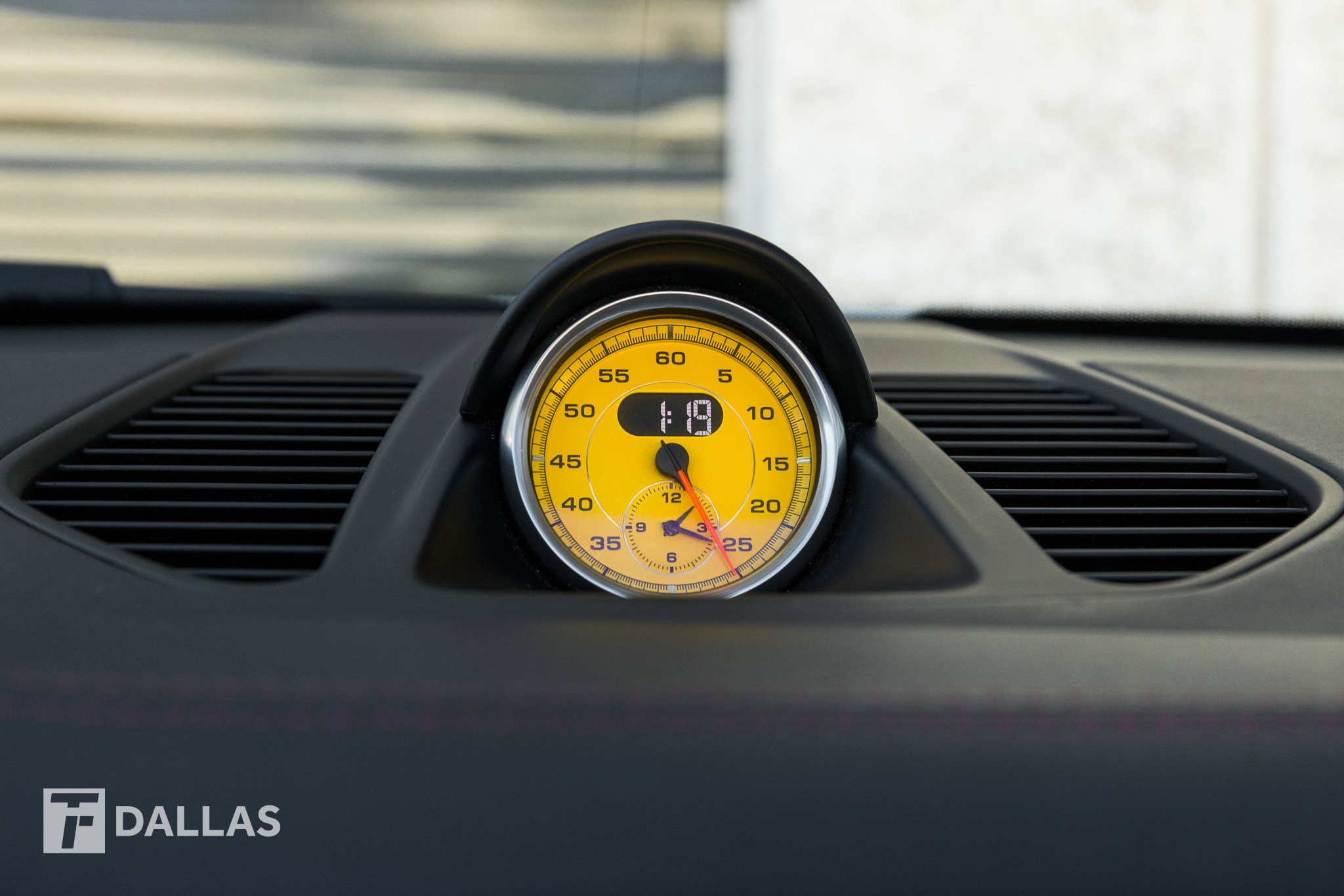 Used 2017 Porsche 911 Turbo S image 29