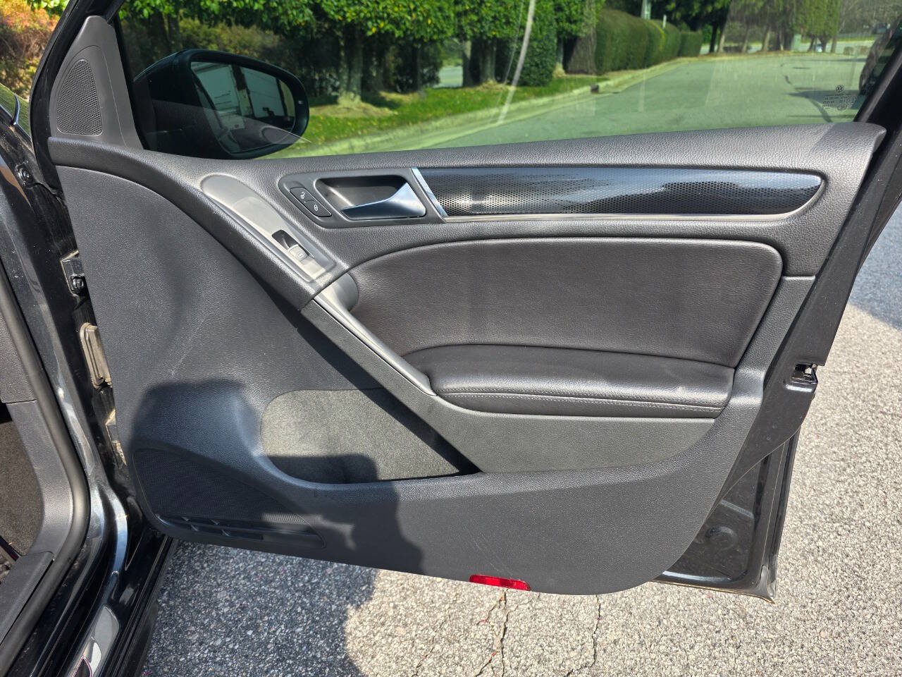 Used 2013 Volkswagen GTI Driver's Edition FWD image 27
