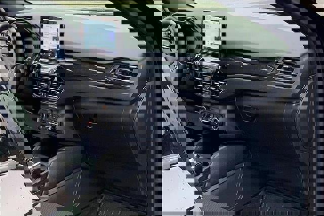 Used 2024 Ford Escape ST-Line w/ Equipment Group 301A image 45