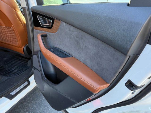 Used 2017 Audi Q7 3.0T Prestige image 30