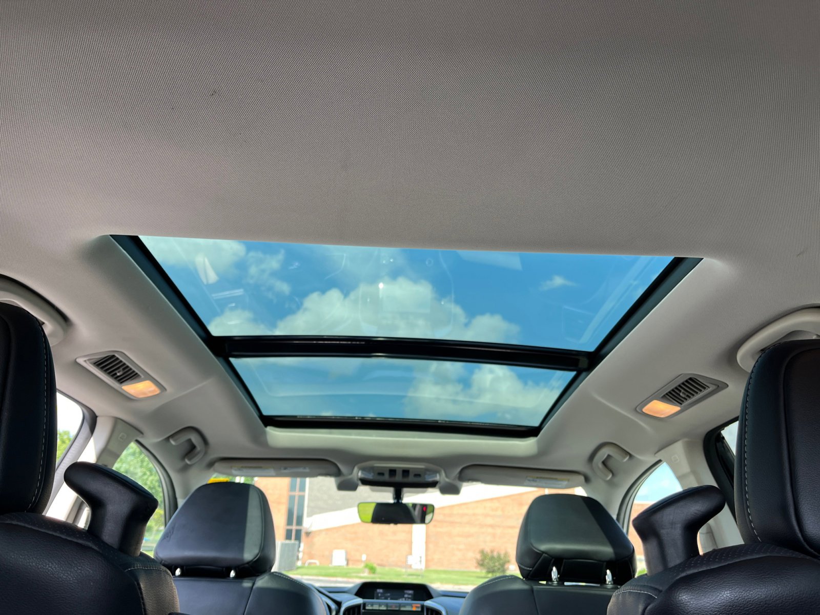 Used 2022 Subaru Ascent Limited w/ Technology Package image 20