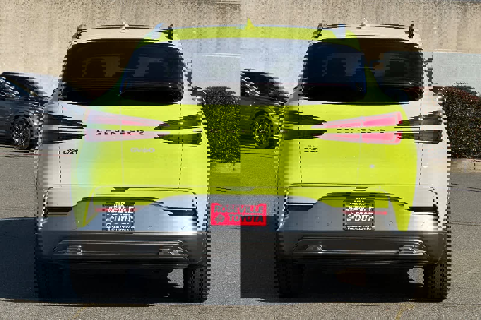 Used 2023 Genesis GV60 Advanced image 8