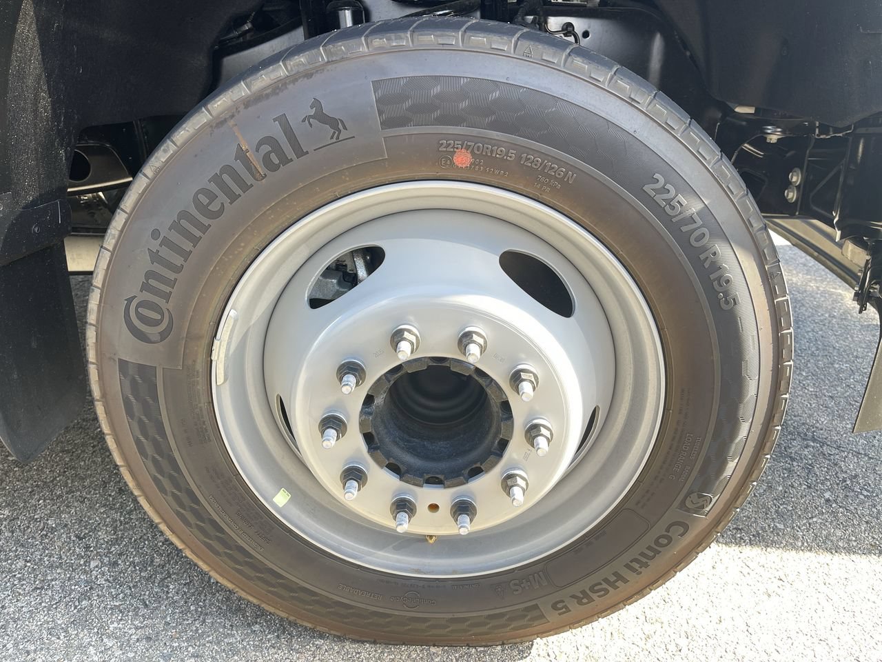 New 2026 Ford F550 2WD SuperCab Super Duty image 10