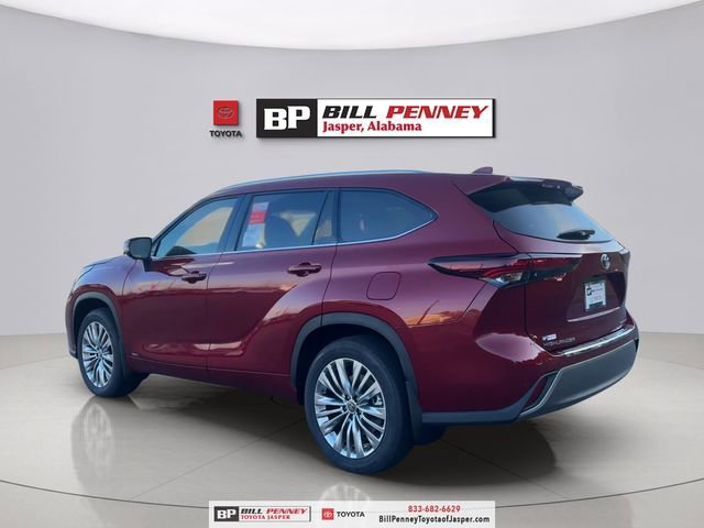 New 2026 Toyota Highlander Platinum image 3