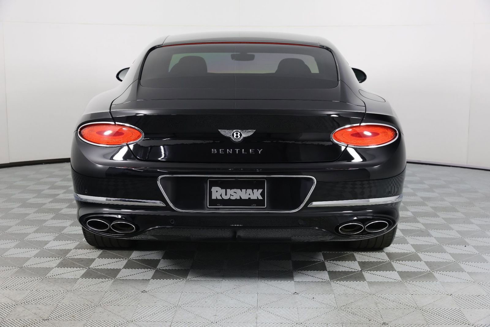 Used 2021 Bentley Continental GT image 8